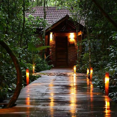 Tierra Guarani Lodge Пуэрто-Игуасу Экстерьер фото